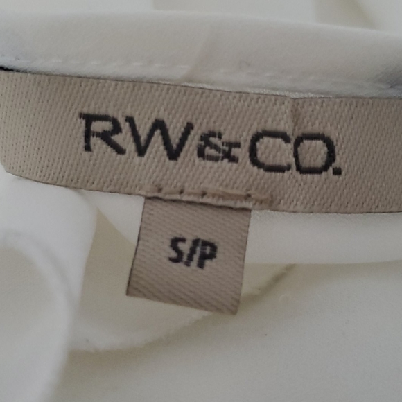 RW&CO white bow blouse - Picture 3 of 3